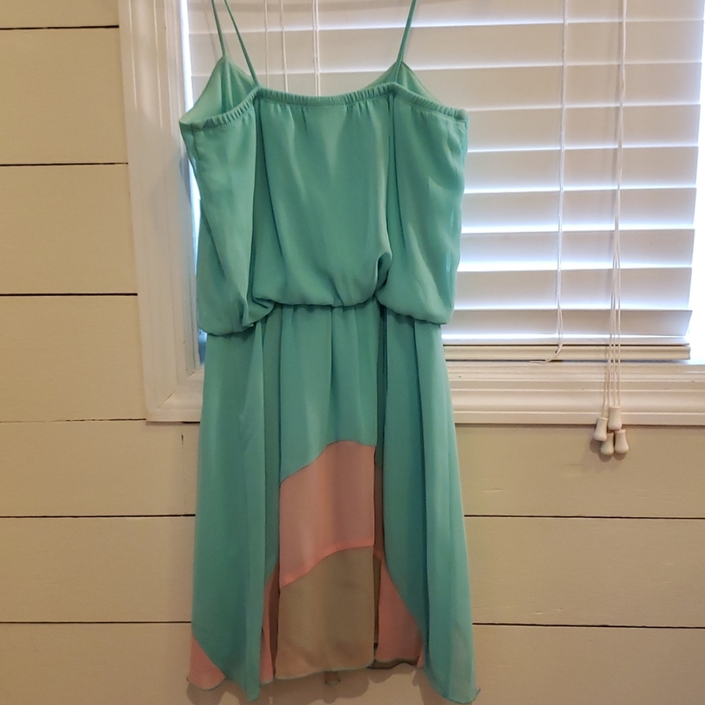 Dress - Picture 4 of 4
